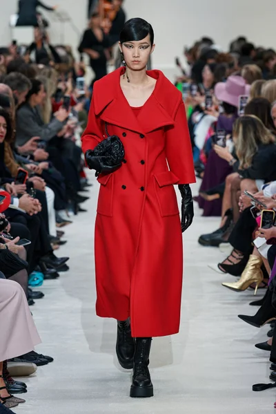 Look 27